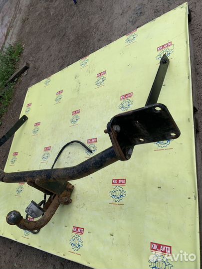 Фаркоп Renault Scenic 2