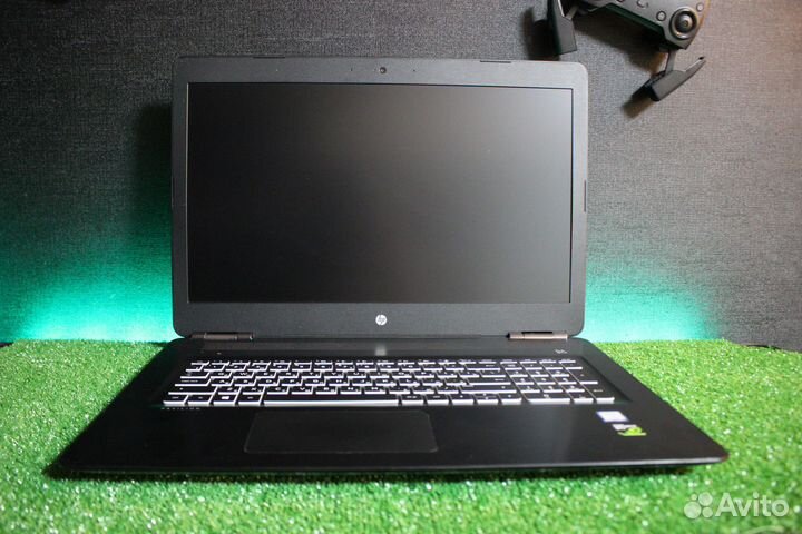 Игровой HP Pavilion 17.3'' i5/GTX 1050Ti/SSD/8G