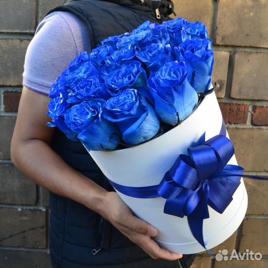 Синие розы в коробке доставка