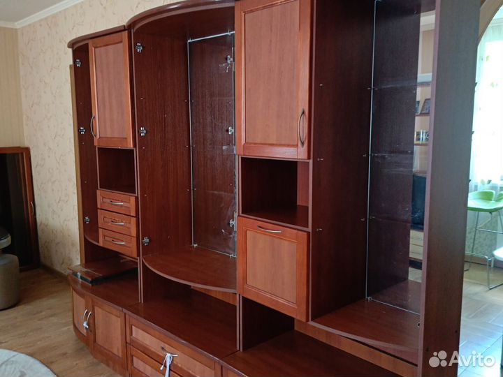 Стенка в гостиную бу