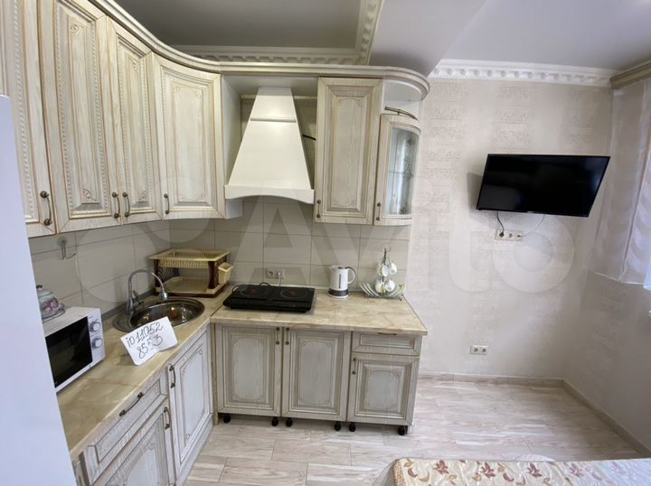 2-к. квартира, 58 м², 2/4 эт.