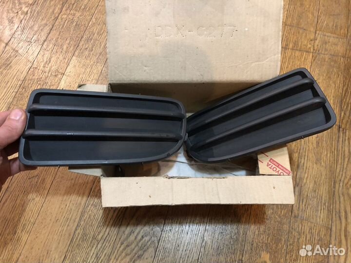 Заглушка противотуманной фары land cruiser 100