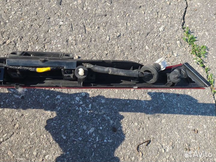 Накладка крышки багажника Kia Rio x-line