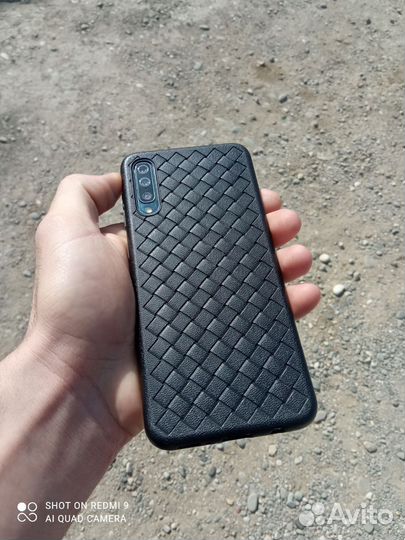 Samsung Galaxy A50, 6/64 ГБ