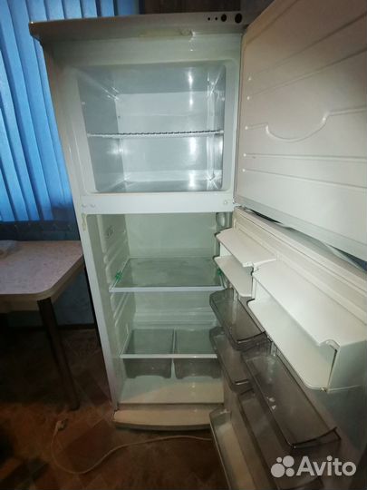 Холодильник двухкамерный Атлант