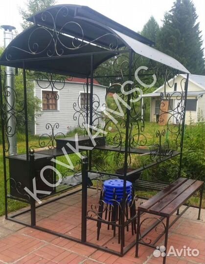 Беседка с мангалом