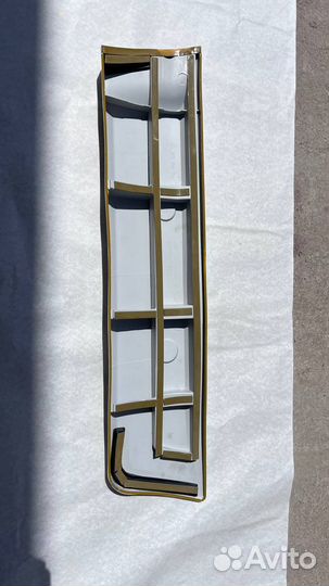 Молдинги дверей Toyota Land Cruiser 200