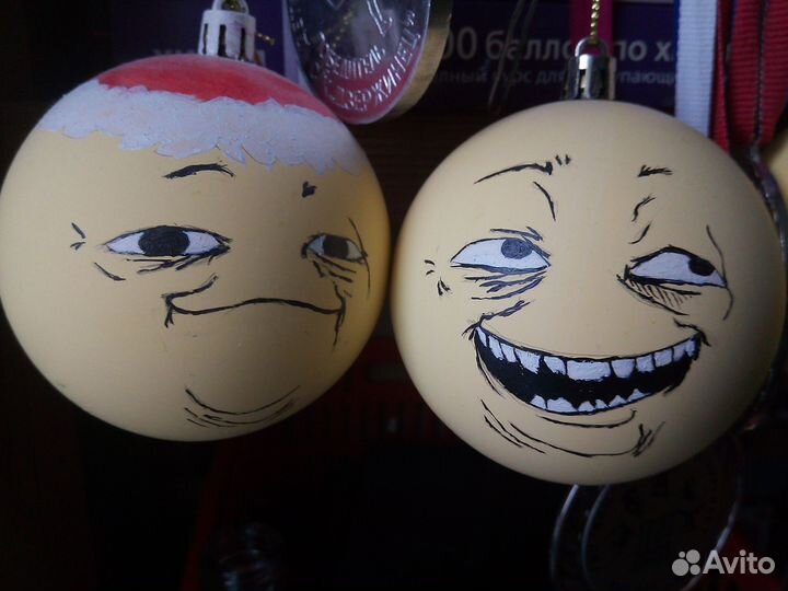 Роспись новогодних шариков на ёлку