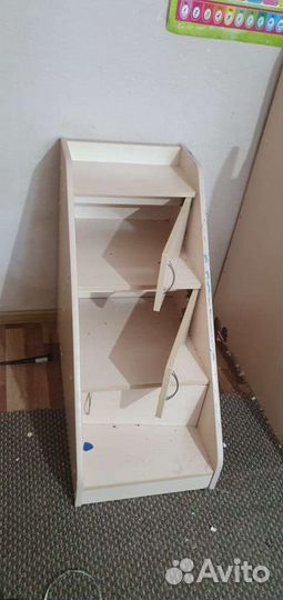 Двухъярусная кровать
