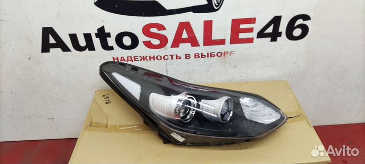 Фара передняя правая Kia Sportage 4