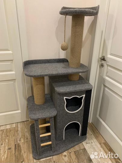 Домик для кошки с когтеточкой бу