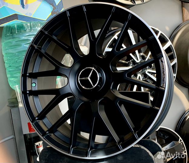 Дики Мерседес AMG R19 5/112 разно широкие