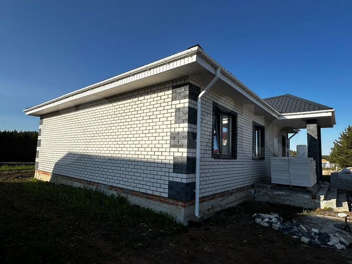 Коттедж 131 м² на участке 10,5 сот.