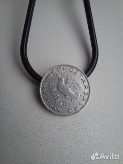 Монета Венгрия 10 филлеров и 20 филлеров