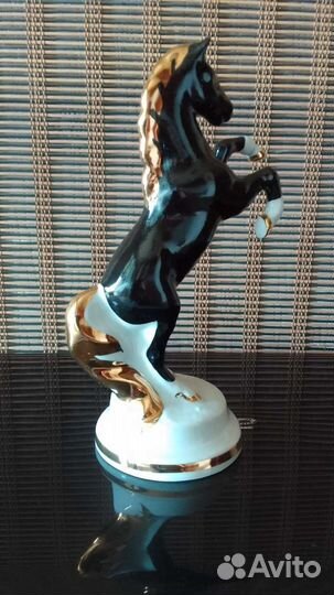 Фарфоровые статуэтки