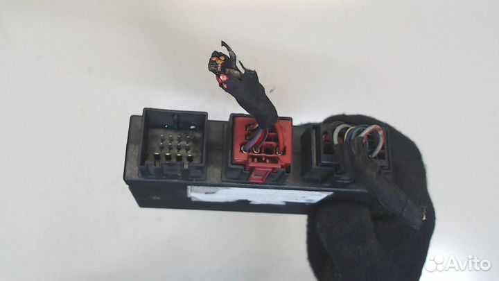 Блок управления прицепного устройства Audi Q7, 200
