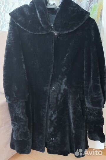 Шуба мутоновая с капюшоном
