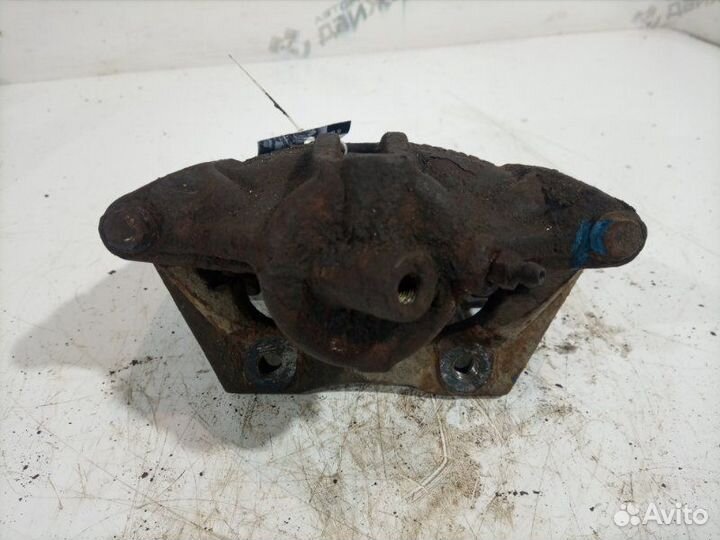 Суппорт передний правый Ford Mondeo 3 1.8 chba