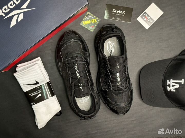 Кроссовки Reebok Gore-tex