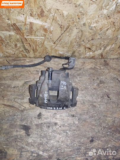 Суппорт тормозной передний правый Mercedes-Benz