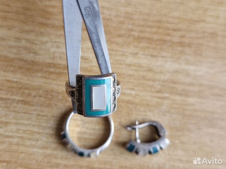 Два кольца серьги одним лотом