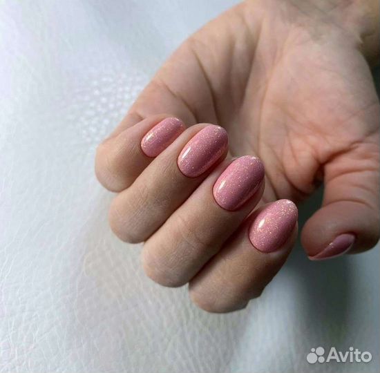Маникюр и педикюр