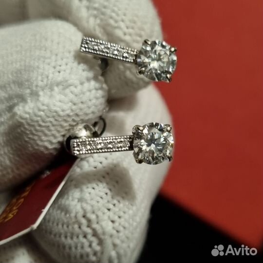 Серьги пусеты с бриллиантами