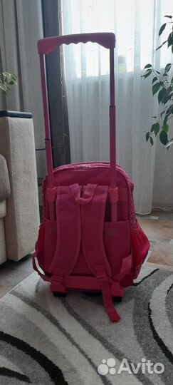 Ранец на колесиках