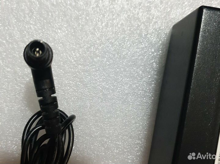 Блок питания для монитора LG 19v-1.3A оригинал б/у