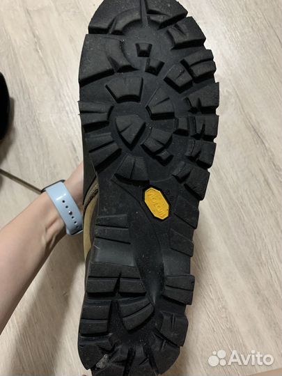 Треккинговые ботинки Quechua