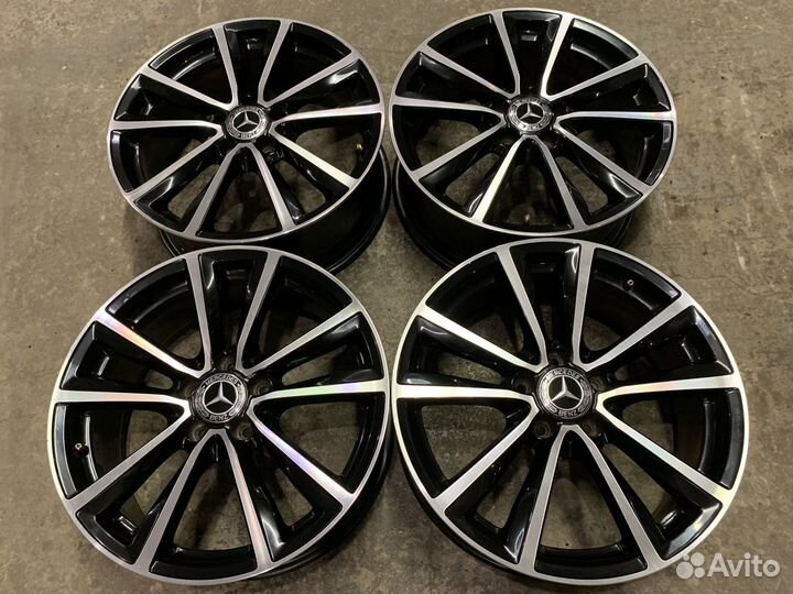 Комплект оригинальных дисков Mercedes R18