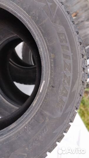 Bridgestone Blizzak DM-V2 285/60 R18 116R