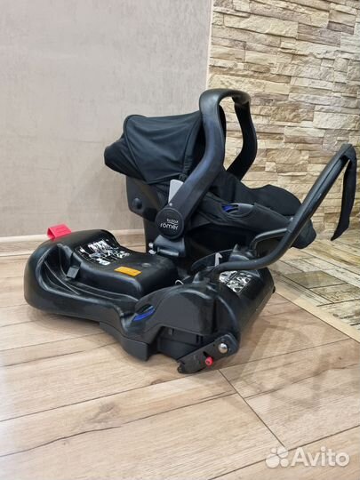 Автолюлька Britax Roemer Primo 0+ (изофикс)