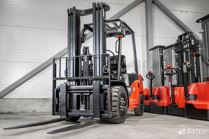 Вилочный погрузчик EP Equipment CPCD30T8, 2023