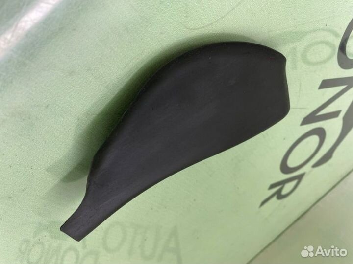 Накладка двери задняя левая Volkswagen Touareg 7L