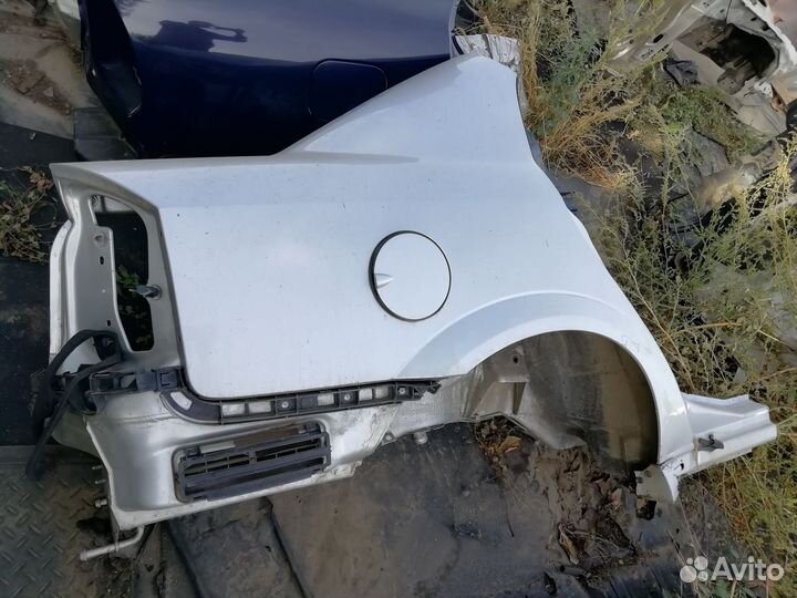 Крыло заднее правое Опель Вектра С седан