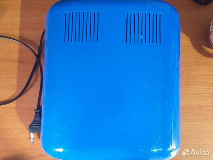 Лампа для гель-лака