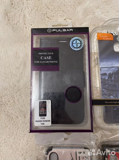 Чехлы на телефоны