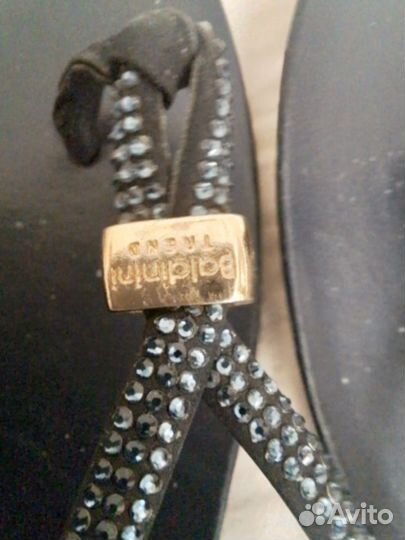 Шлепанцы женские