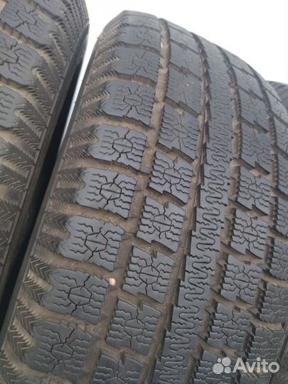 Toyo Garit G4 215/60 R16