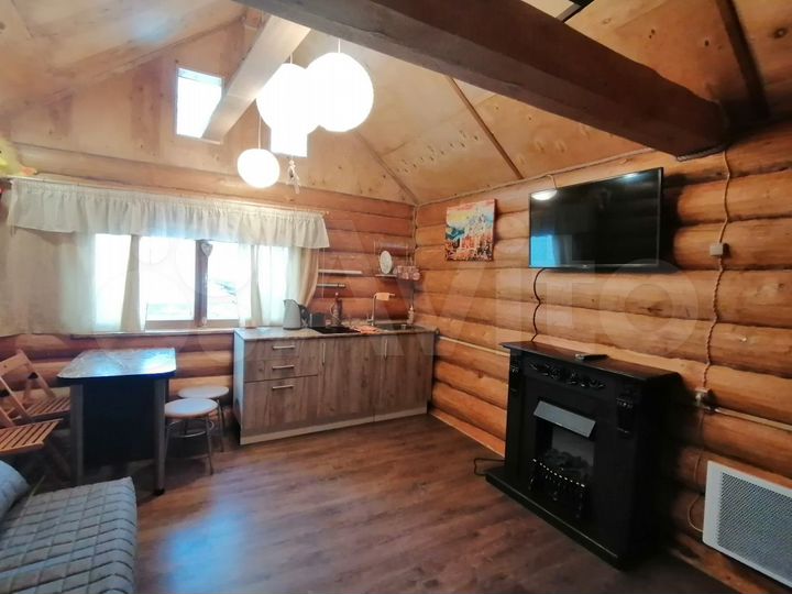 Дом 24 м² на участке 5 сот.