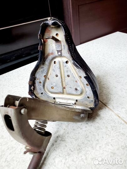 Седло для мопеда Рига (в хорошем состоянии)