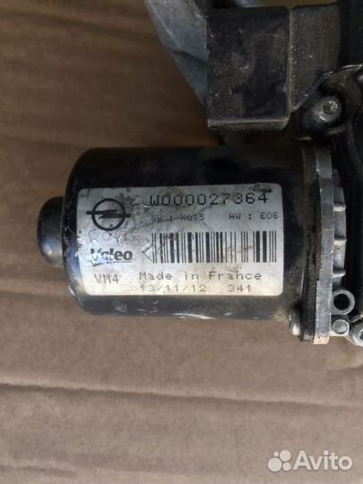 Моторчик стеклоочистителя задний Opel Zafira C