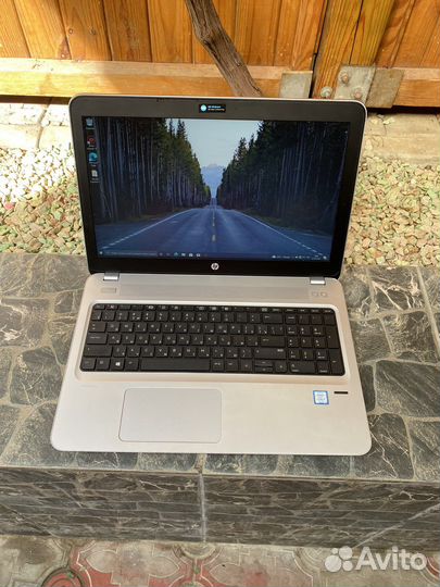 HP Probook i5-7200/gt930mx