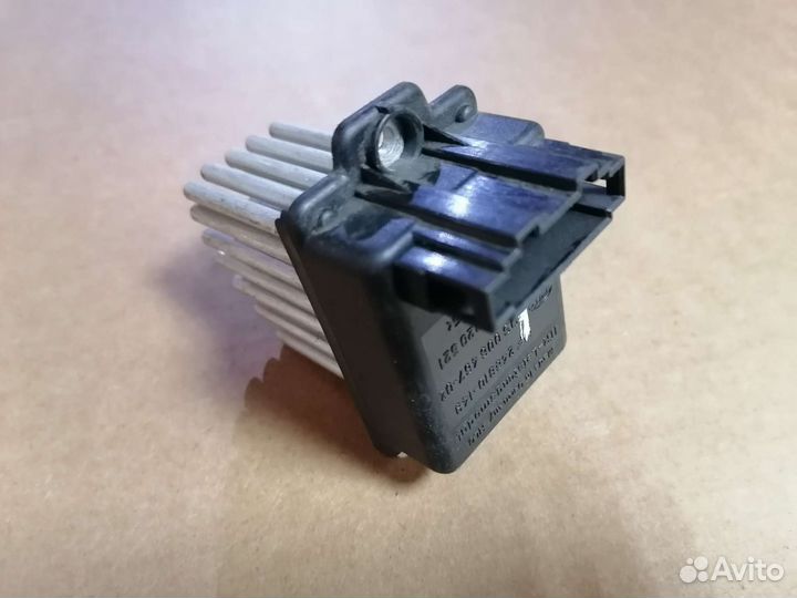 Реостат печки Audi A6 C5,VAG 4B0820521