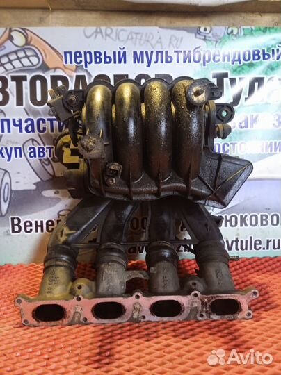 Коллектор впускной Volkswagen Passat