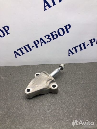 Кронштейн опоры кпп Renault Kaptur