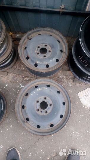 Диски 2 шт. 5-114.3-7.0J.ступ.66.1 Laguna 3