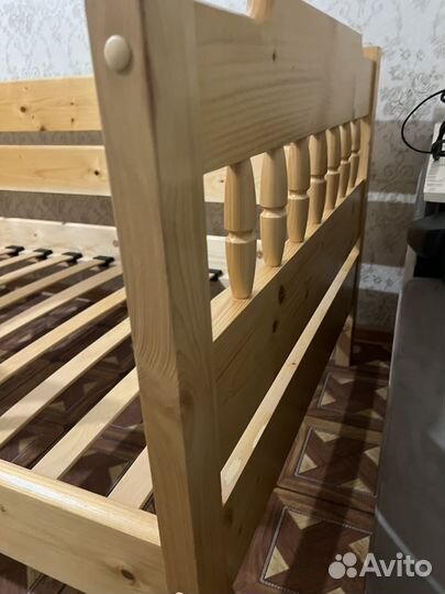 Кровать деревянная односпальная 90х200