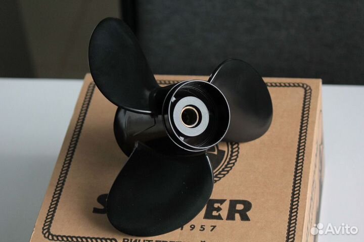 Винт Сузуки 9,9-15 л.с 11 шаг